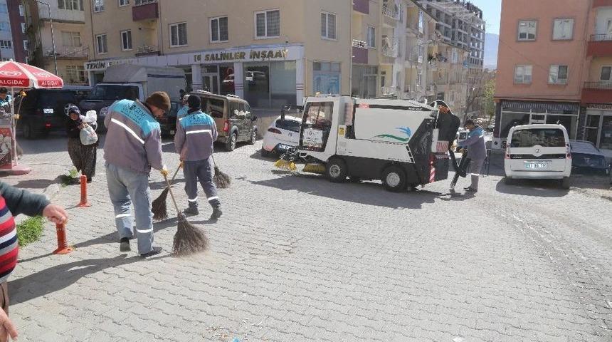 Niğde Belediyesi Daha Temiz Bir Niğde İ&ccedil;in &Ccedil;alışıyor