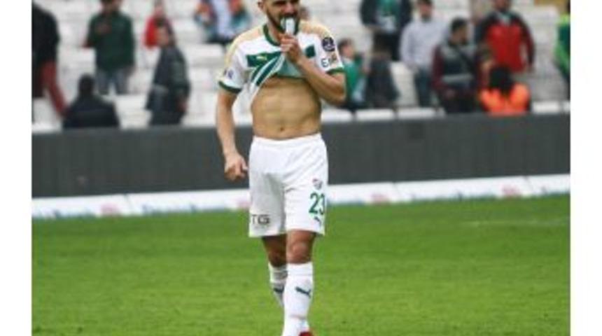 Timsah Tehlike &Ccedil;emberinin İ&ccedil;ine Girdi