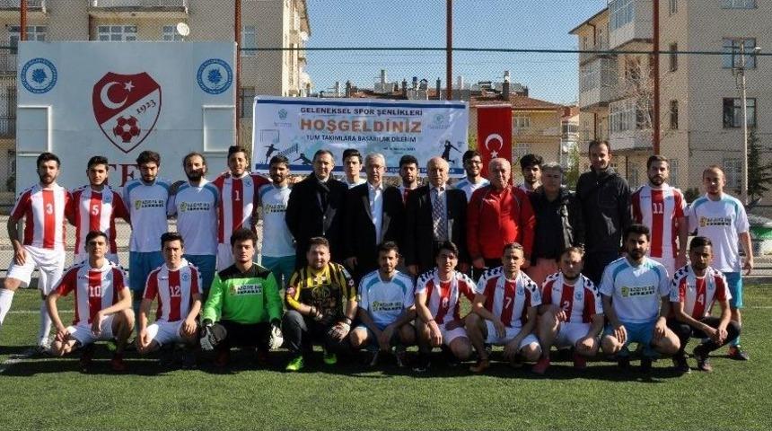 Ne&uuml;&rsquo;de 6. Geleneksel Spor Şenlikleri Başladı