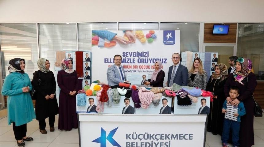 K&uuml;&ccedil;&uuml;k&ccedil;ekmeceli Kadınlar İhtiya&ccedil; Sahibi &Ccedil;ocuklar İ&ccedil;in &Ouml;rd&uuml;ler