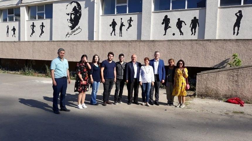 Tekirdağ’da Okul Duvarları Sanat Eseri Oluyor