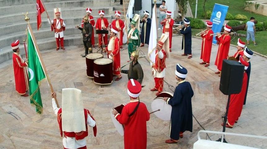 Mehter Takımı G&ouml;n&uuml;lleri Fethediyor