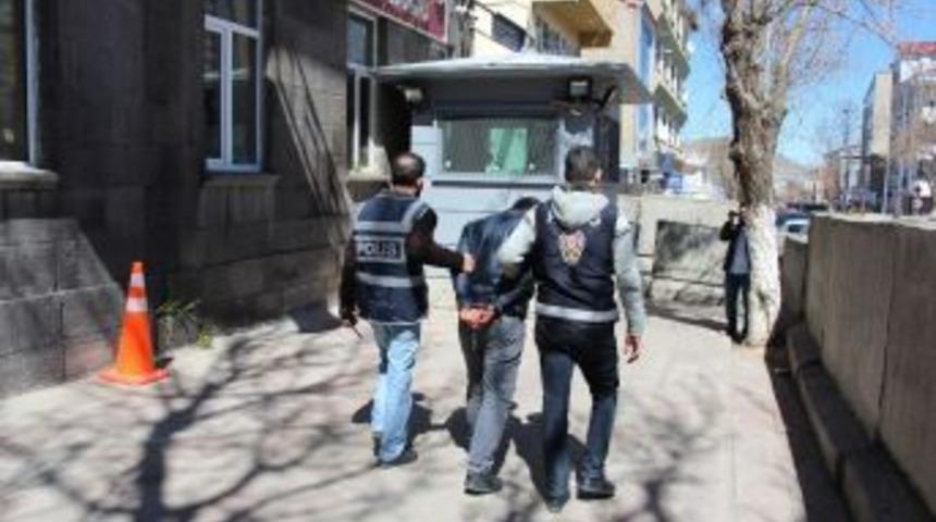 Kars&rsquo;ta Yankesici Son İşinde Yakayı Ele Verdi