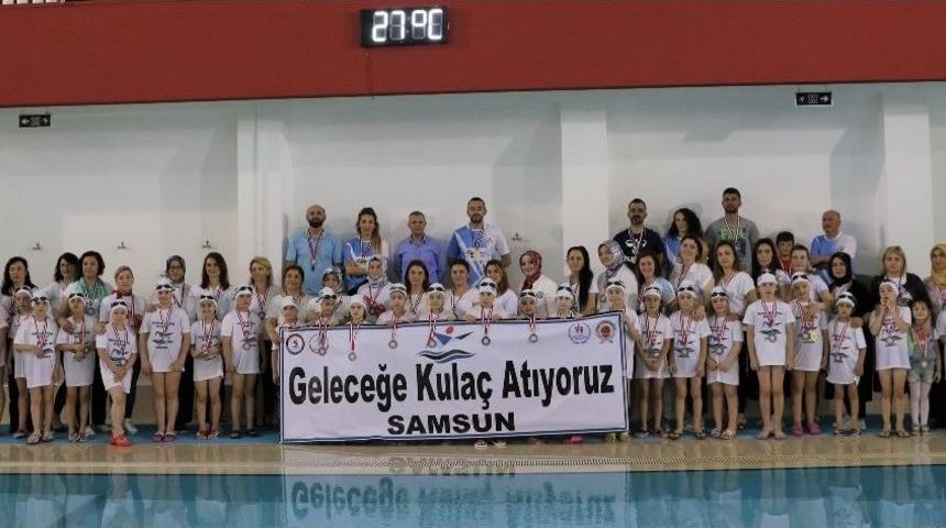 Samsun&rsquo;da Bu Sezon 16 Bin &Ouml;ğrenci Y&uuml;zme &Ouml;ğrendi