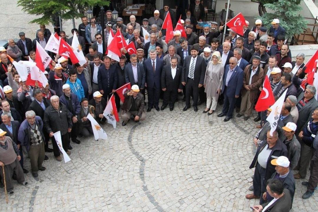 Ak Parti Heyeti Derbent&rsquo;te Se&ccedil;im &Ccedil;alışmasına Katıldı