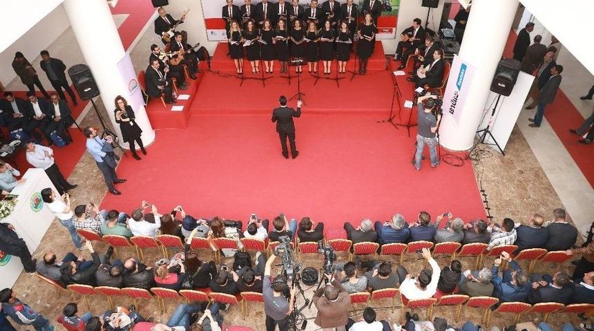 Gıda Tarım Ve Hayvancılık İl M&uuml;d&uuml;rl&uuml;ğ&uuml; Korosu Fuarda Sahne Aldı