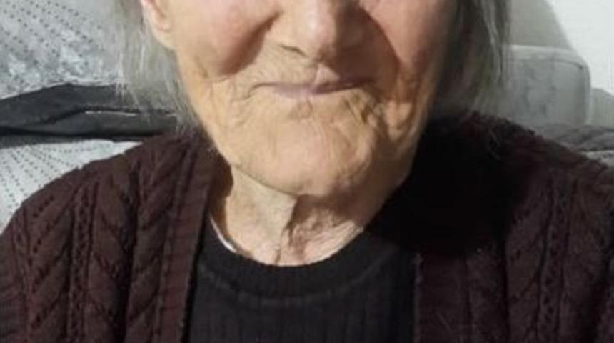 Ormanlık Alanda Kaybolan Yaşlı Kadın, Evinin Yakınlarında Bulundu