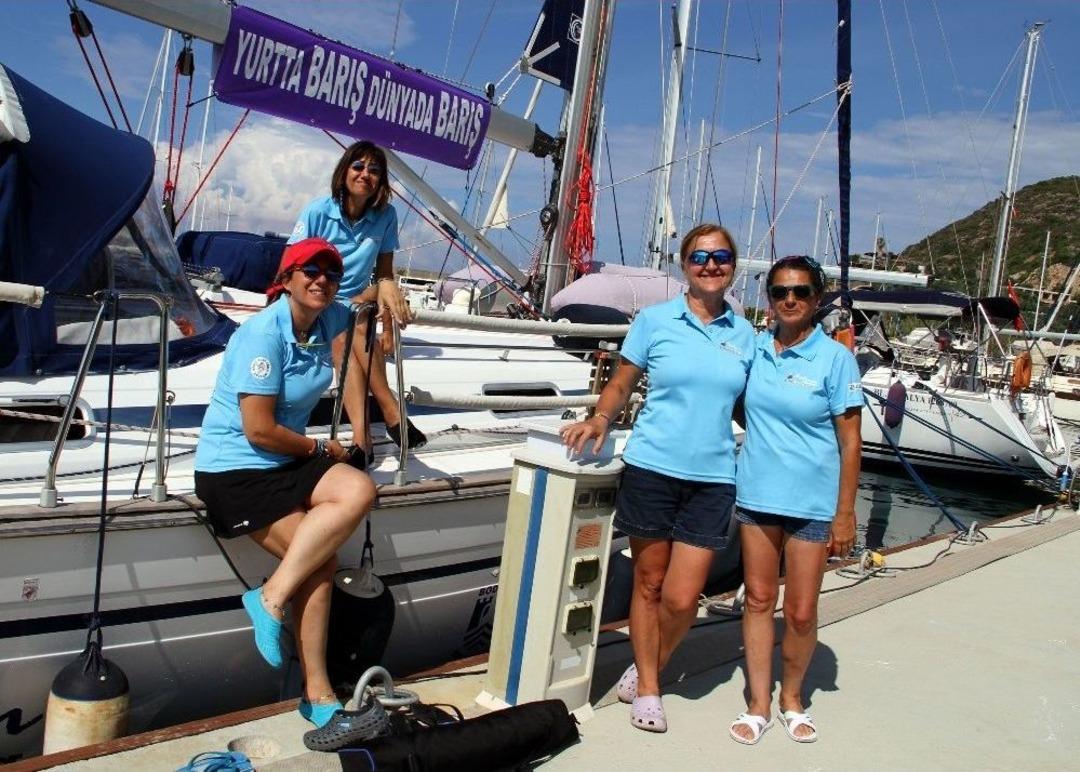 Bodrum&rsquo;dan Barış İ&ccedil;in Yelken A&ccedil;an 4 Kadın Alanya&rsquo;da Mola Verdi
