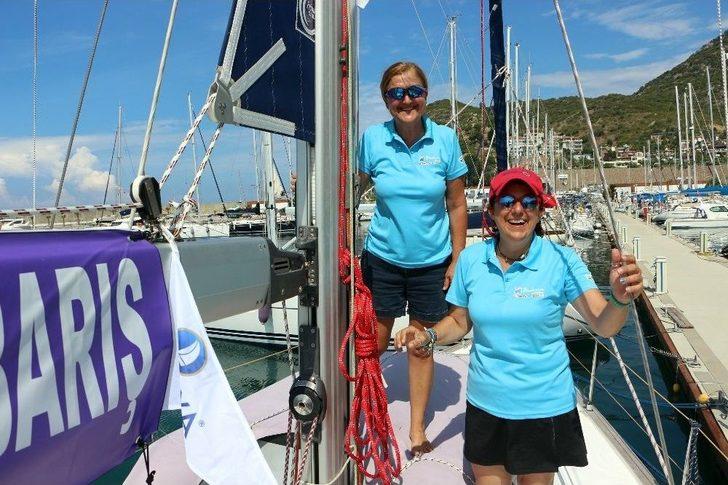 Bodrum’dan Barış İçin Yelken Açan 4 Kadın Alanya’da Mola Verdi G3