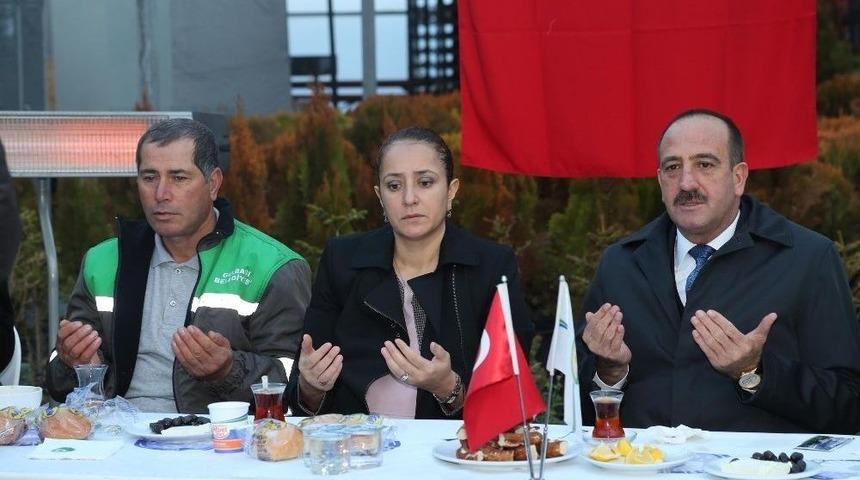 Başkan Duruay Kursiyerlere Bah&ccedil;ıvanlık Sertifikalarını Dağıttı