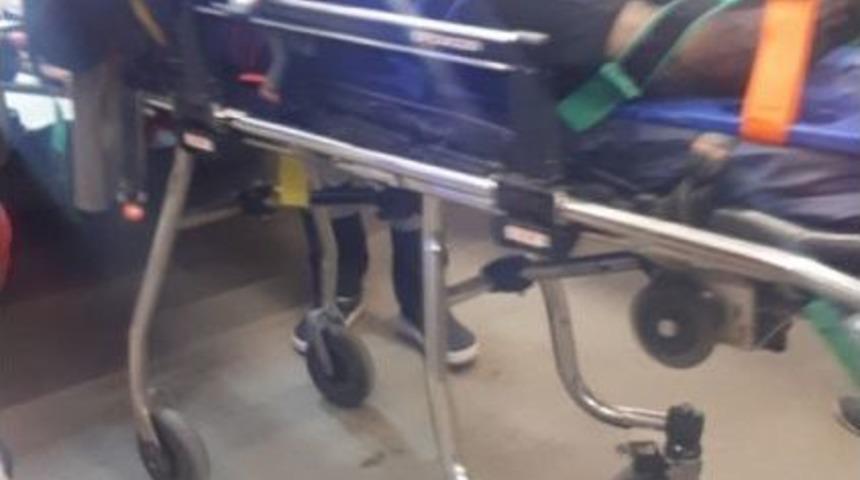 &Uuml;zerine Beton Par&ccedil;ası D&uuml;şen Kadın Yaralandı