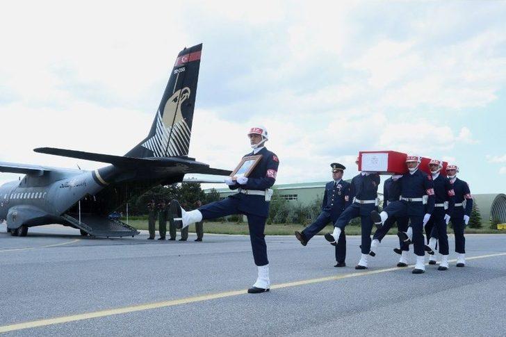 Şehit Ünal Demir’in Naaşı Bozüyük’e Uğurlandı G2