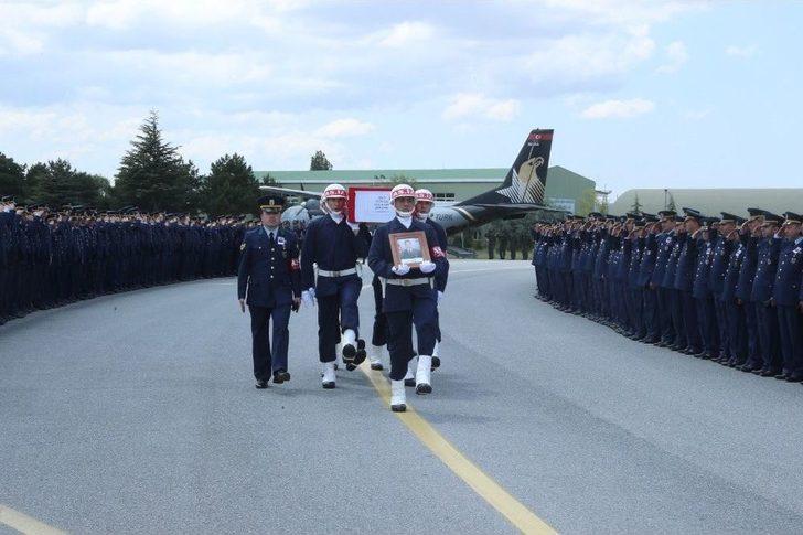 Şehit Ünal Demir’in Naaşı Bozüyük’e Uğurlandı G3
