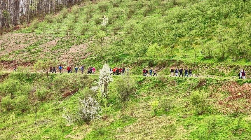 Doğaseverler Yörükyeri’nde Yürüdü