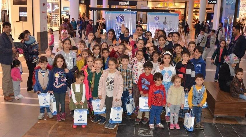 Minik Karikat&uuml;ristler Yeteneklerini Sergiledi