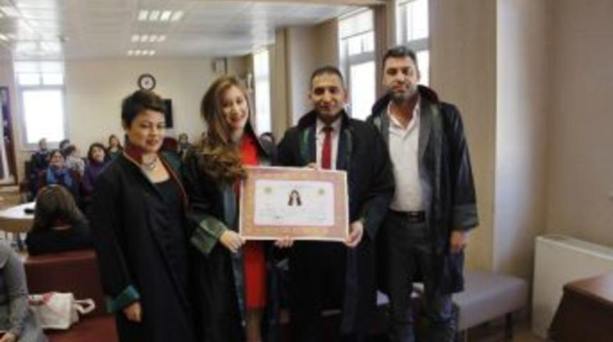 Er: "başarı Azimle Olur"