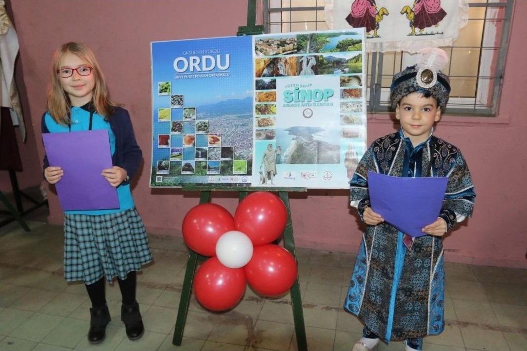 Akhisar&rsquo;da "81 İliz Hepimiz Biriz" Sergisi A&ccedil;ıldı