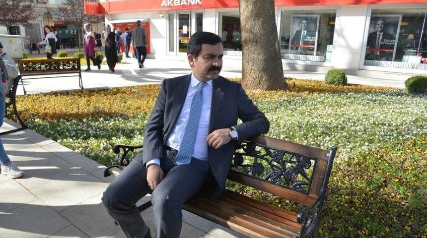 Belediye Başkanı Yaşar Bah&ccedil;eci: "kırşehir, Hizmeti &Ouml;rnek Alan Değil &Ouml;rnek Bir Şehir"