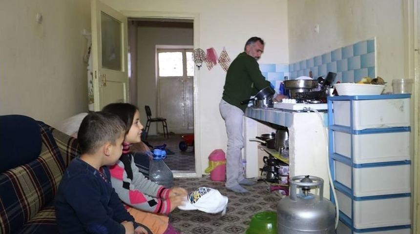 Mahkeme "&ccedil;ocuklara Babası Bakabilir" Dedi