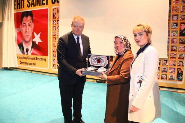 Hkü Karadeniz’de Seminerlerini Sürdürüyor