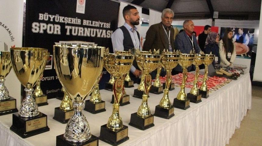 En Fazla Gen&ccedil; N&uuml;fusun Bulunduğu İllerden Olan Şanlıurfa&rsquo;da 8 Dalda Spor Turnuvası