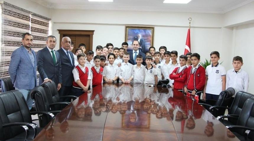 Işıktaş&rsquo;tan &Ouml;ğrencilere &Ouml;d&uuml;l