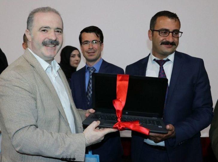 Tuşba’da ‘fikirler Konuşuyor’ Münazara Yarışması G1