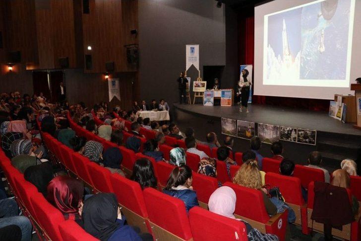 Tuşba’da ‘fikirler Konuşuyor’ Münazara Yarışması G5