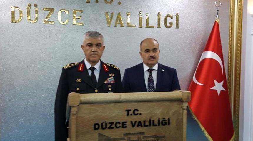 Jandarma Genel Komutanı Orgeneral &Ccedil;etin, Vali Dağlı&rsquo;yı Ziyaret Etti