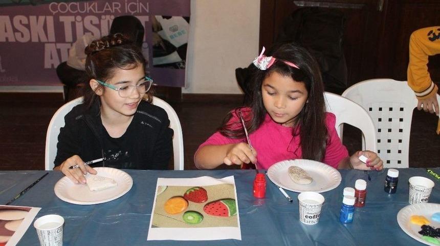 İbramaki’de Taş Boyama Atölyesi