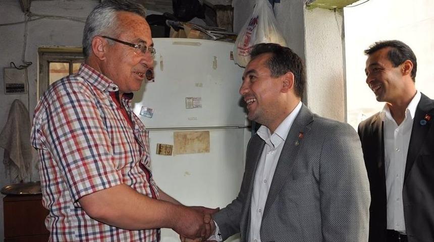 İyi Partili Eryılmaz Kula&rsquo;da Se&ccedil;menleriyle Buluştu