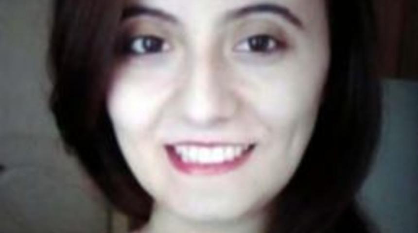 26 Yaşındaki Hemşire Kanserden Hayatını Kaybetti