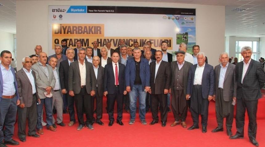 Adıyamanlı &Ccedil;ift&ccedil;iler Diyarbakır&rsquo;da Tarım Fuarını Gezdi