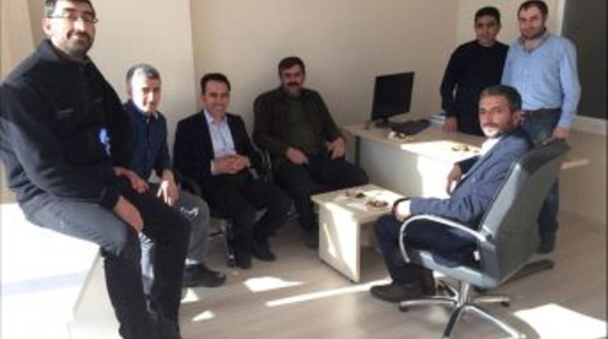 Ak Parti İl Başkanından Serhat Ardahan Gazeteciler Derneğine Ziyaret