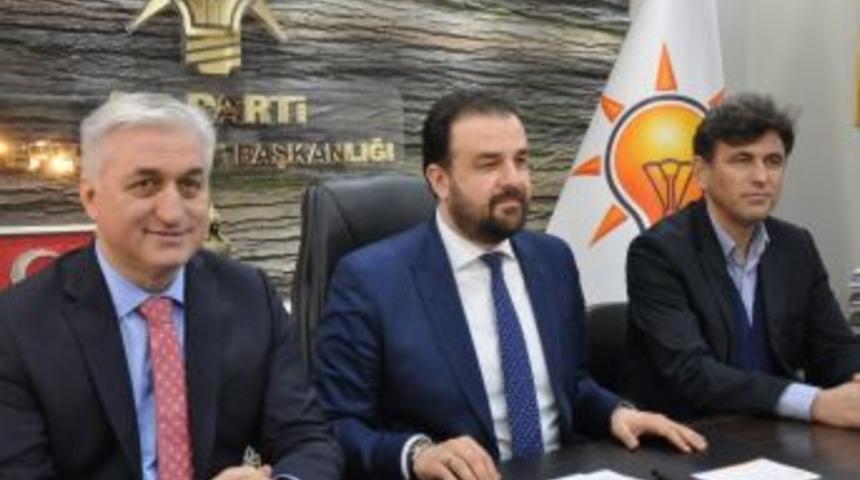 Ak Parti Tepebaşı İl&ccedil;e Başkanı Kaynarca&rsquo;dan Bor&ccedil;lanma Tepkisi