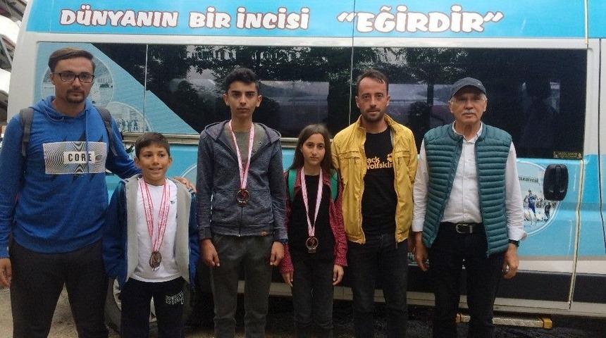 Eğirdir&rsquo;li Yelkencilerden Başarı
