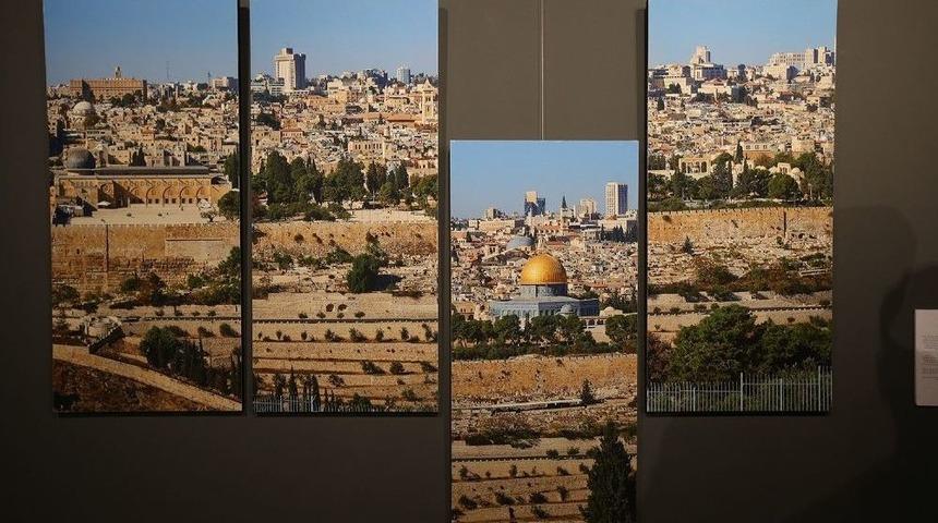 &lsquo;kud&uuml;s: Ey H&uuml;z&uuml;nler Şehri&rsquo; Fotoğraf Sergisi Osm&rsquo;de Ger&ccedil;ekleştirildi