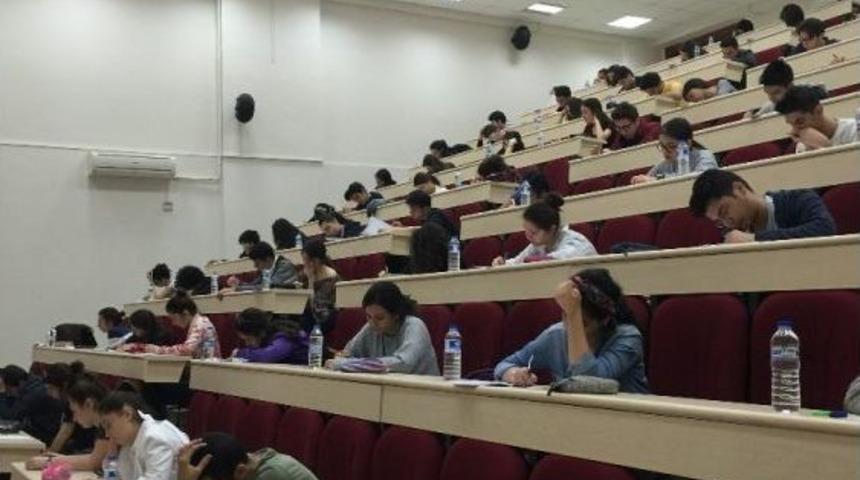 Öğrencilerin Yks Provası