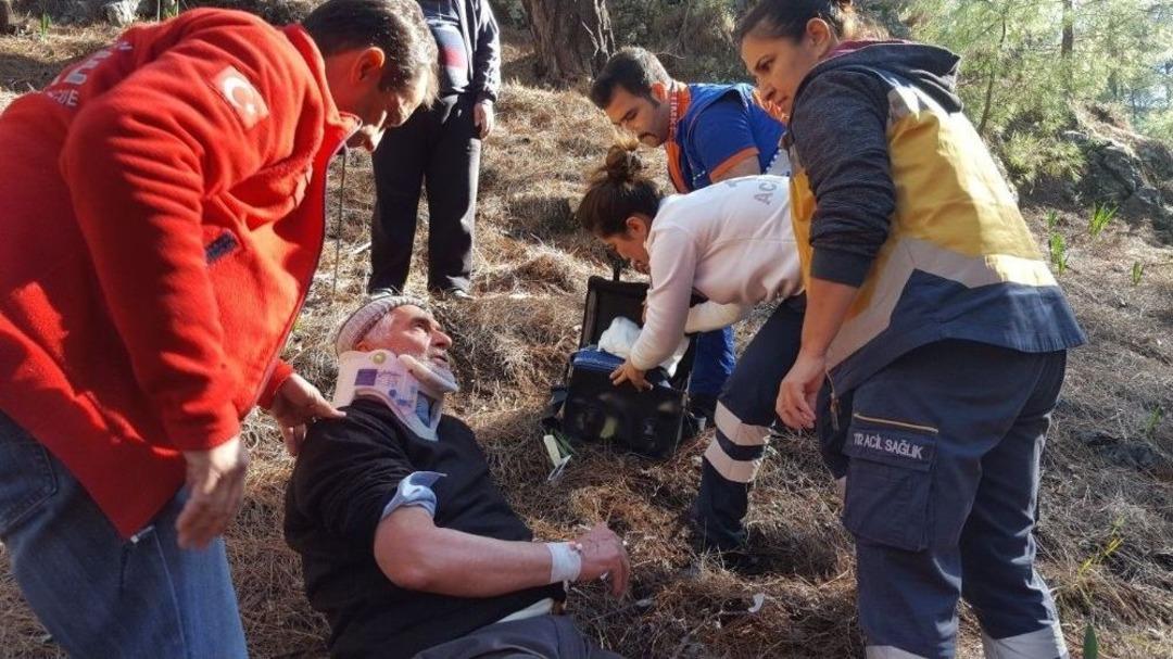 &Ccedil;ıntar Toplarken D&uuml;şen Kişi Umke Tarafından Kurtarıldı