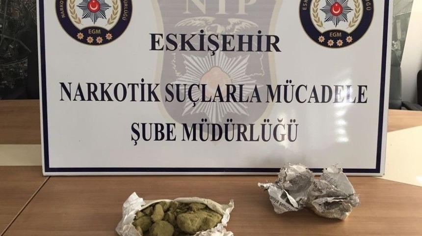 Eskişehir&rsquo;de 670 Gram Toz Esrar Ele Ge&ccedil;irildi