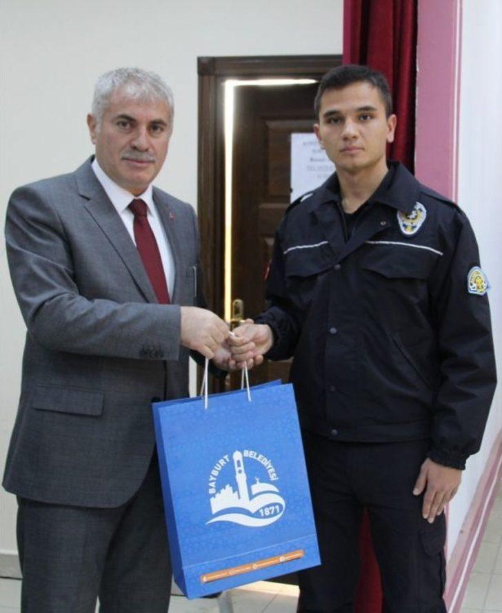 Bayburt Belediyesi Kitapla Buluşturmaya Devam Ediyor G5