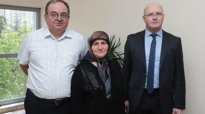 R&uuml;yada Bağırıp &Ccedil;ağırma &rsquo;parkinson&rsquo;un &Ouml;n Belirtisi Olabilir