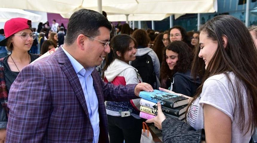 Kepez Kitap Fuarı Sona Erdi