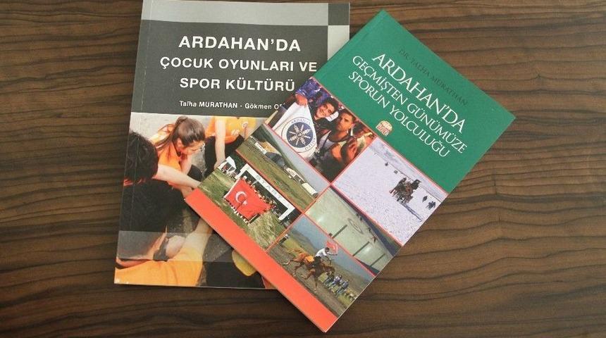 Arü’lü Akademisyen Spor Tarihine Ve Çocuk Oyunlarına Işık Tuttu