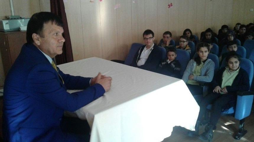 Muhtar G&ouml;ksu &Ouml;ğrencilere Muhtarlık Mesleğini Anlattı