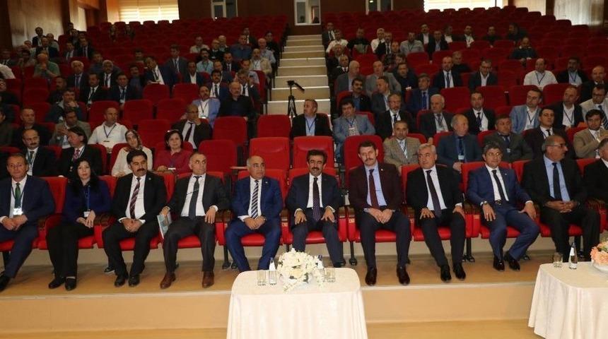 81 İlden Gelen &Ouml;ğretmenevi M&uuml;d&uuml;rleri Hizmet İ&ccedil;i Eğitim Aldı