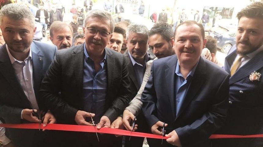 Başbakan Yardımcısı Bozdağ, Pursaklar&rsquo;da Nik&acirc;h Şahidi Oldu