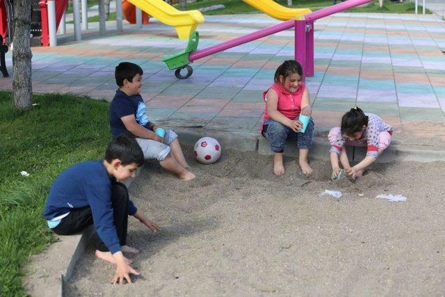 Sivas’ta Hafta Sonu Piknik Alanları Doldu Taştı