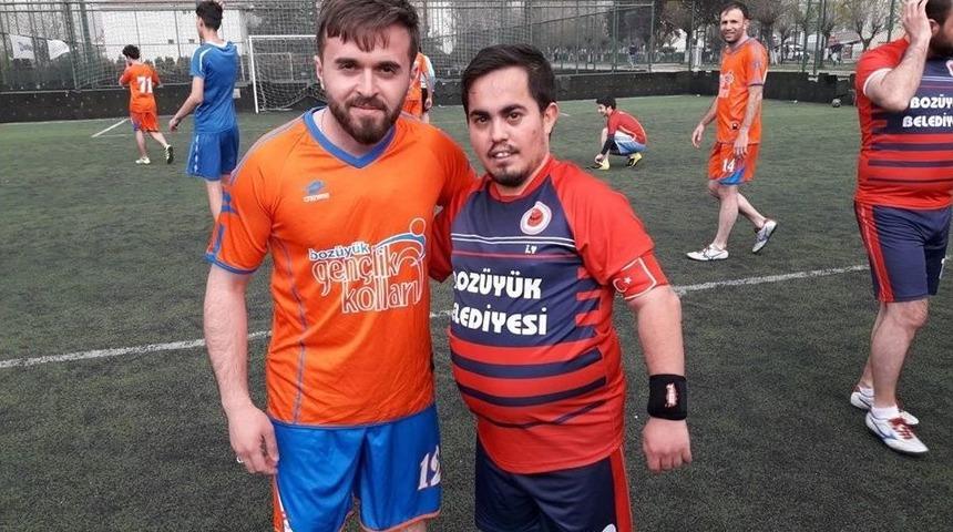 Dostluk Ma&ccedil;ı Oynandı