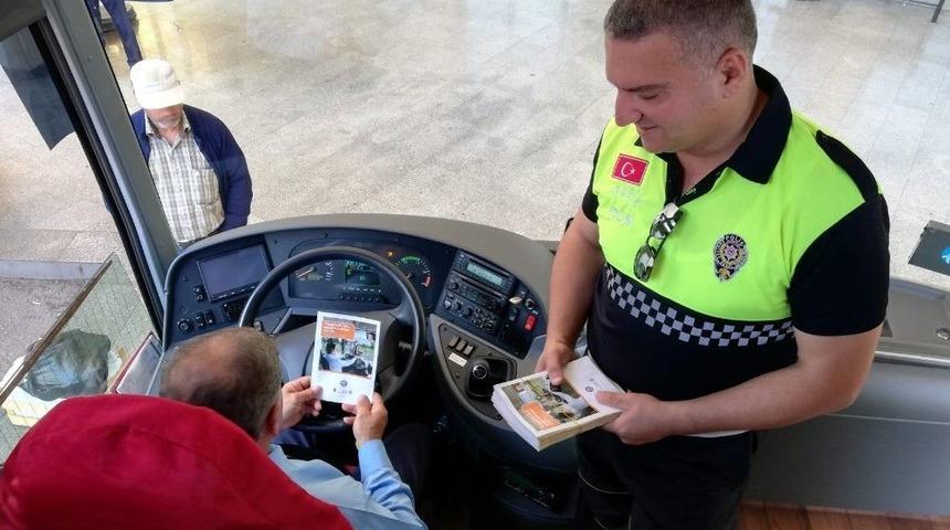 Otob&uuml;s Şof&ouml;rleri Ve Yolcuları Eğitim